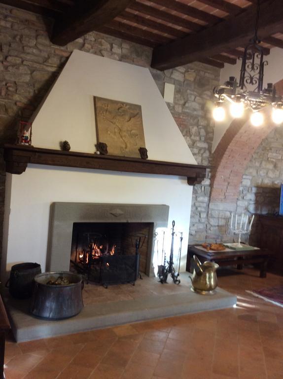 Agriturismo La Bicocca - Apt. "Il Leccio" Castel Rigone Ruang foto