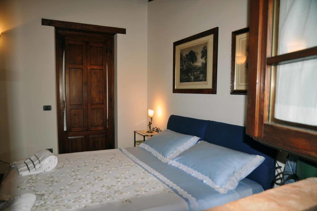 Agriturismo La Bicocca - Apt. "Il Leccio" Castel Rigone Ruang foto